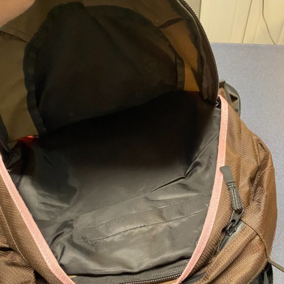 Reebok Brown & Pink backpack - Picture 6 of 7